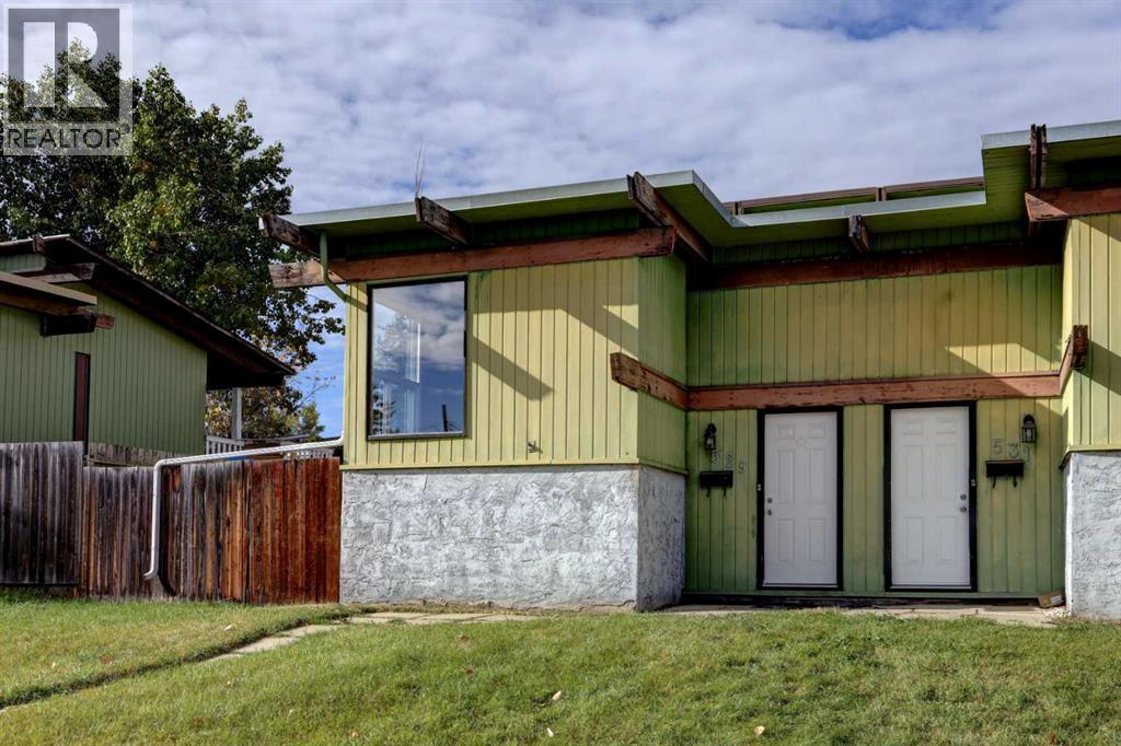 529 Sabrina Road Sw, Calgary, Alberta  T2T 4M9 - Photo 3 - A2263652
