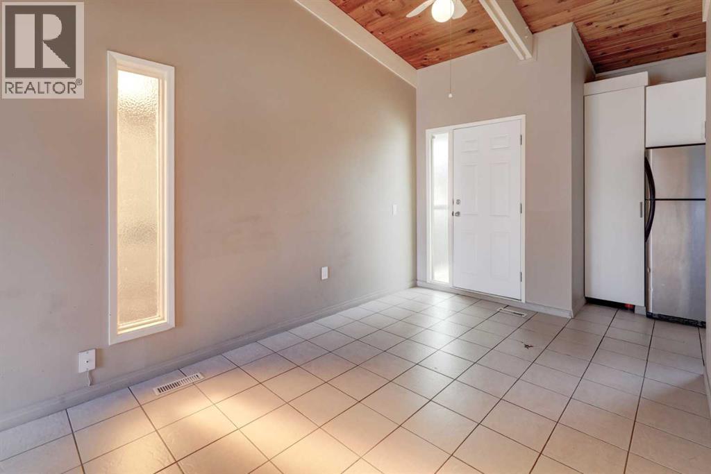 529 Sabrina Road Sw, Calgary, Alberta  T2T 4M9 - Photo 9 - A2263652