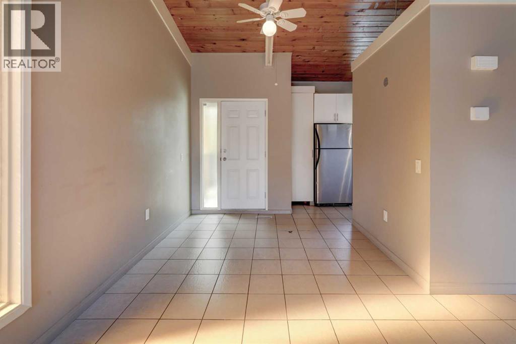 529 Sabrina Road Sw, Calgary, Alberta  T2T 4M9 - Photo 8 - A2263652