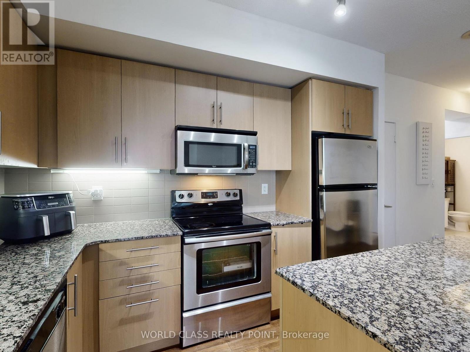 2001 - 55 Bremner Boulevard, Toronto, Ontario  M5J 0A6 - Photo 14 - C12531150