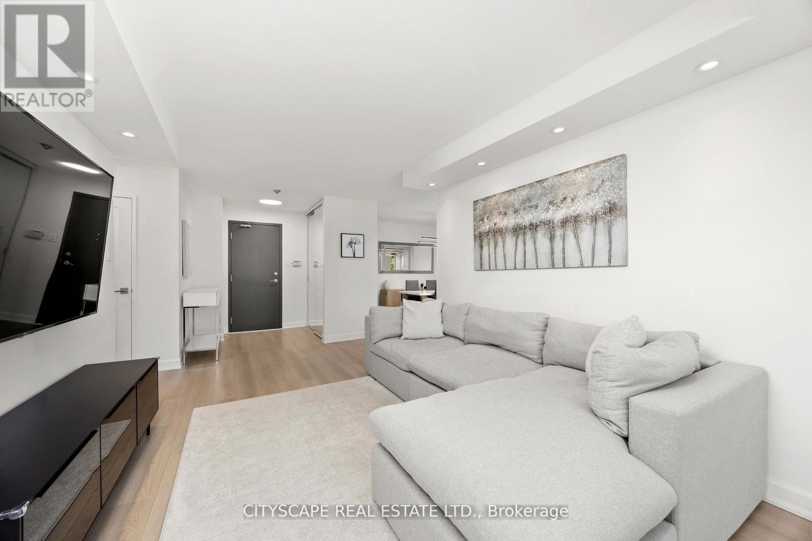 209 - 7460 Bathurst Street, Vaughan, Ontario  L4J 7K9 - Photo 9 - N12531130