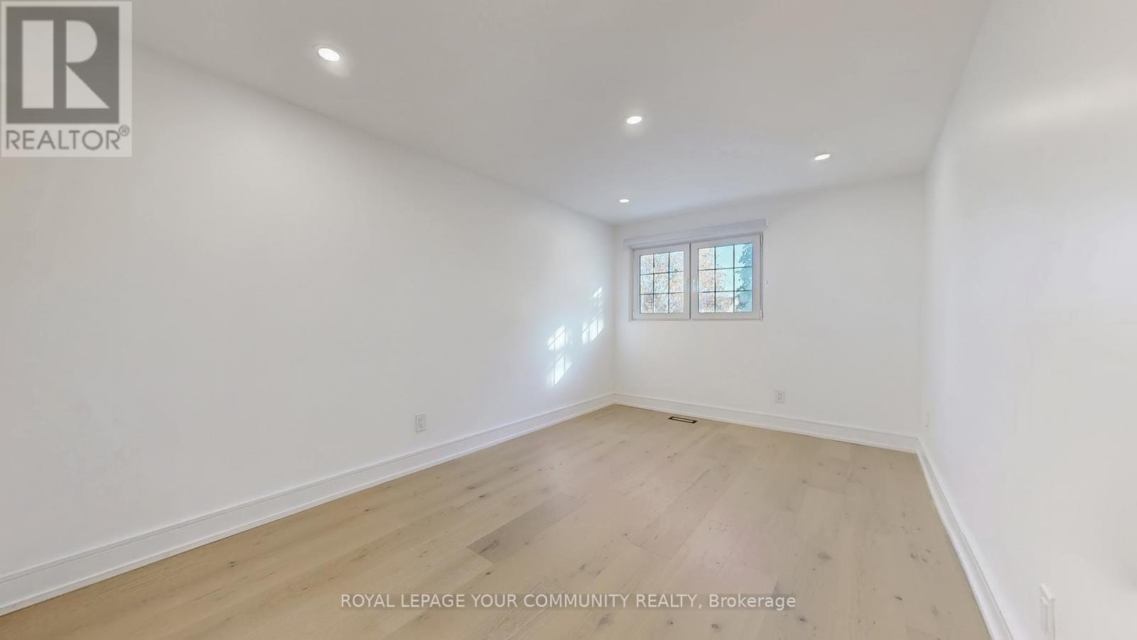 4115 Marigold Crescent, Mississauga, Ontario  L5L 2A4 - Photo 20 - W12531138