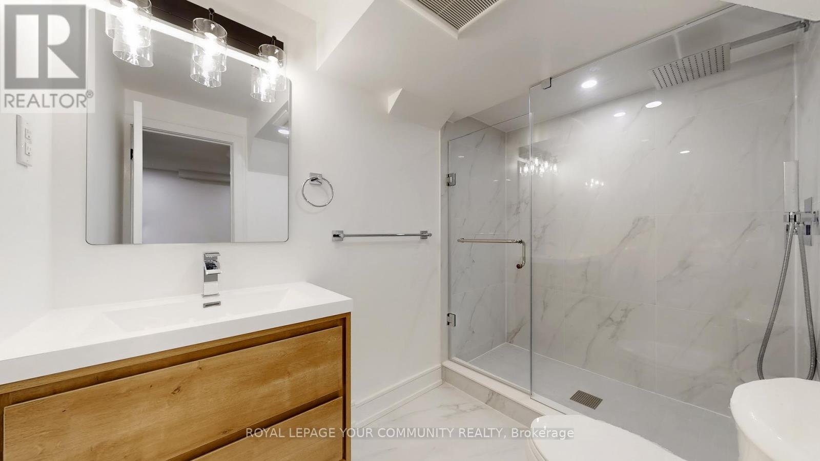 4115 Marigold Crescent, Mississauga, Ontario  L5L 2A4 - Photo 28 - W12531138