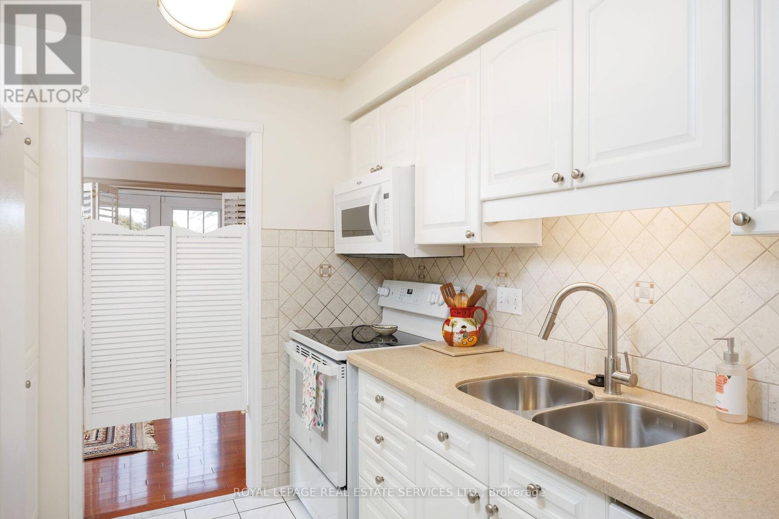 30 - 1415 Hazelton Boulevard, Burlington, Ontario  L7P 4W6 - Photo 19 - W12531154