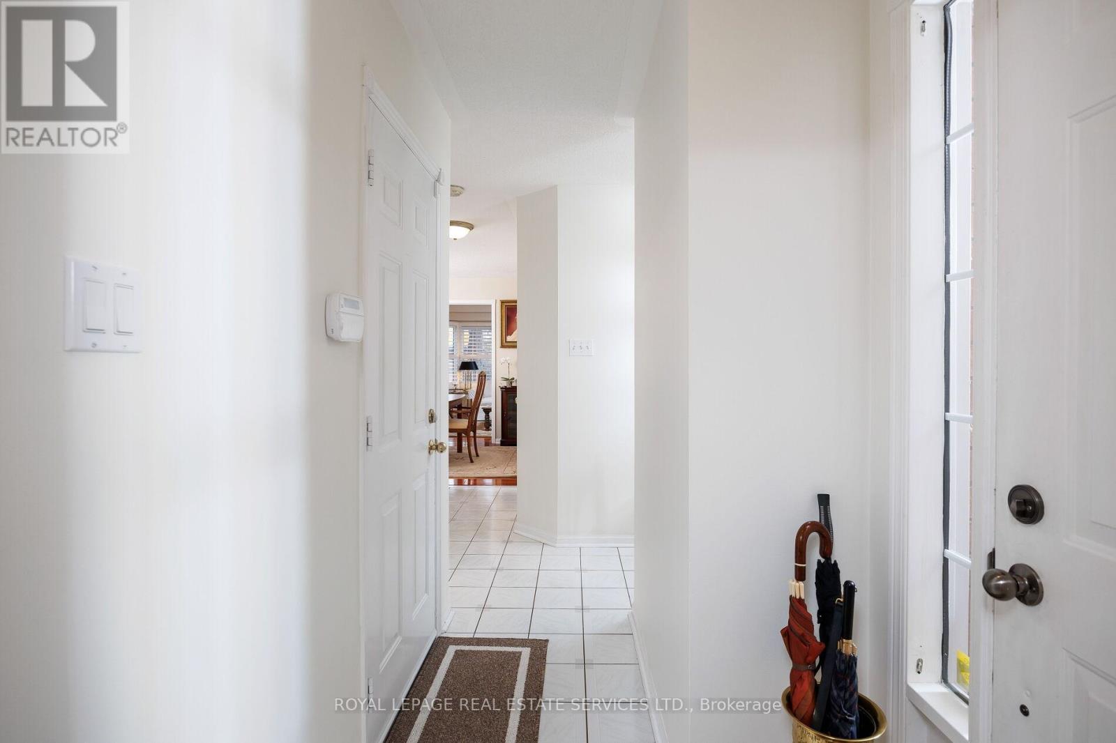 30 - 1415 Hazelton Boulevard, Burlington, Ontario  L7P 4W6 - Photo 6 - W12531154