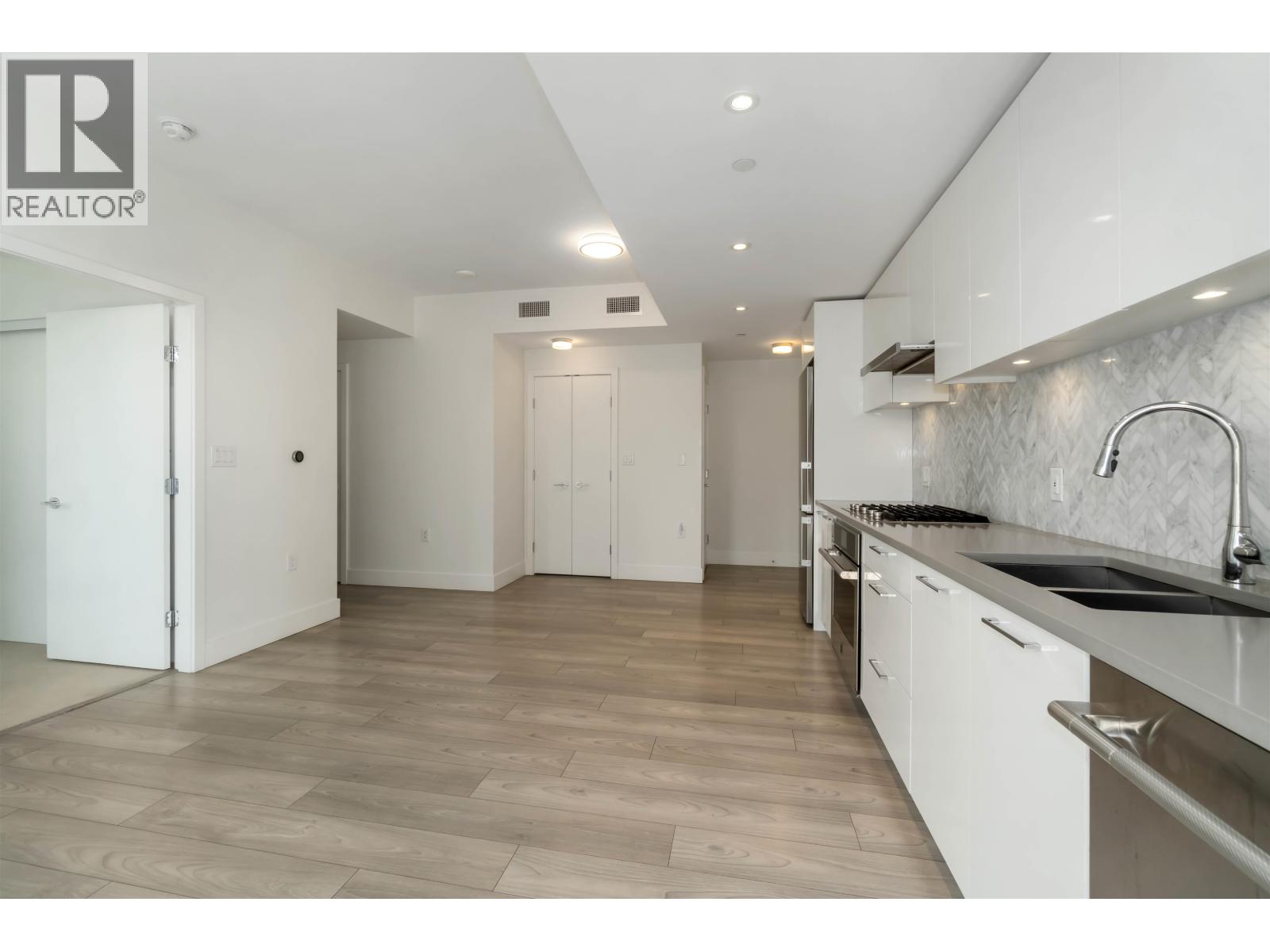 808 3581 E Kent Avenue North, Vancouver, British Columbia  V5S 0H6 - Photo 13 - R3066335