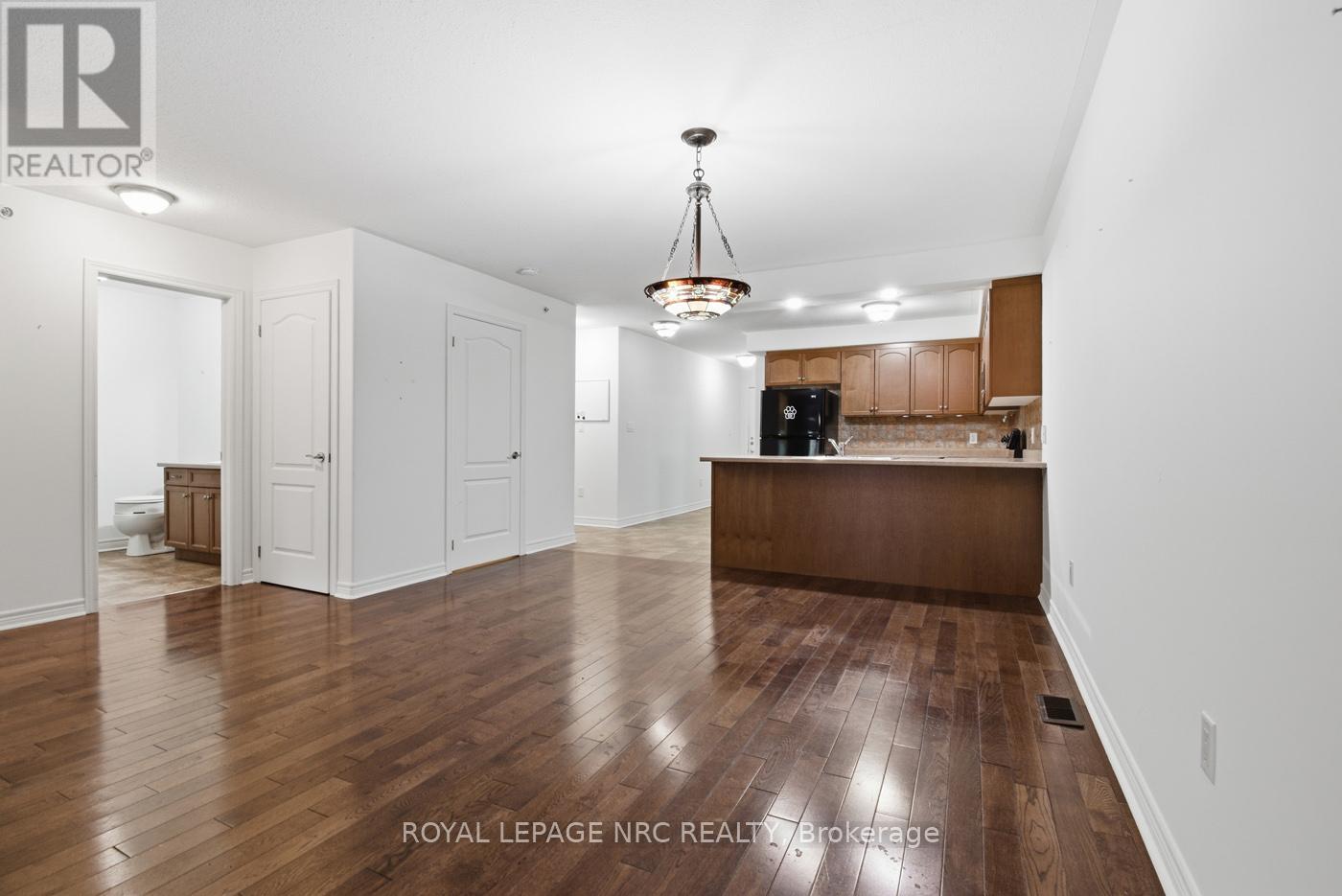 18 Bluegrass Crescent, St. Catharines, Ontario  L2P 0A7 - Photo 13 - X12527160