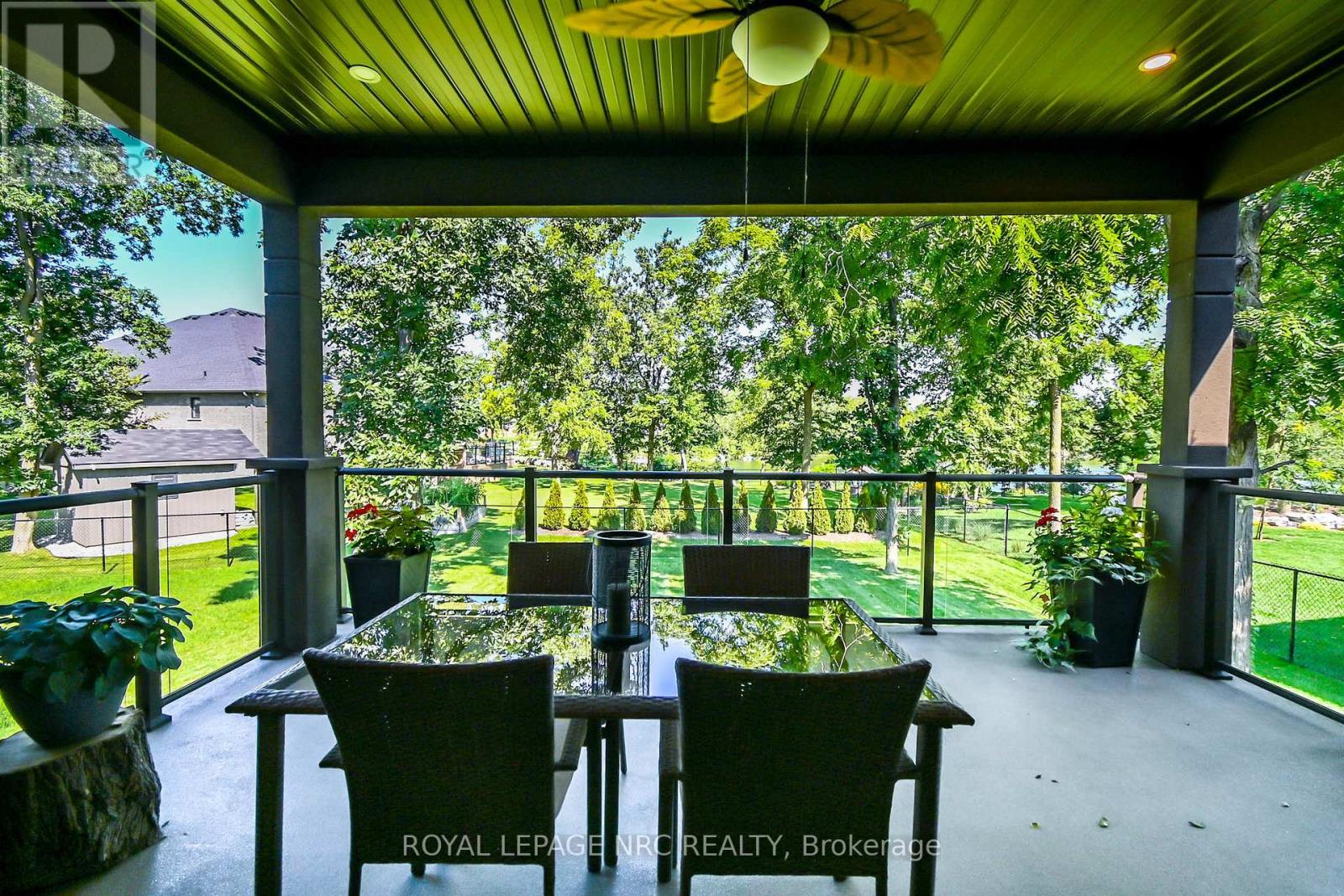 713 Clarence Street, Port Colborne, Ontario  L3K 6B8 - Photo 12 - X12375176