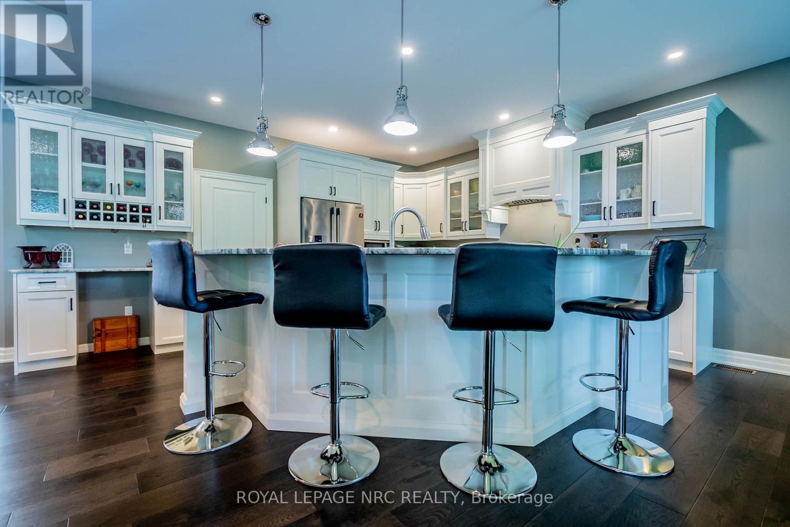 713 Clarence Street, Port Colborne, Ontario  L3K 6B8 - Photo 23 - X12375176