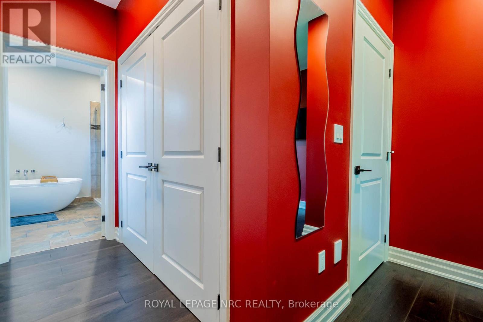 713 Clarence Street, Port Colborne, Ontario  L3K 6B8 - Photo 29 - X12375176