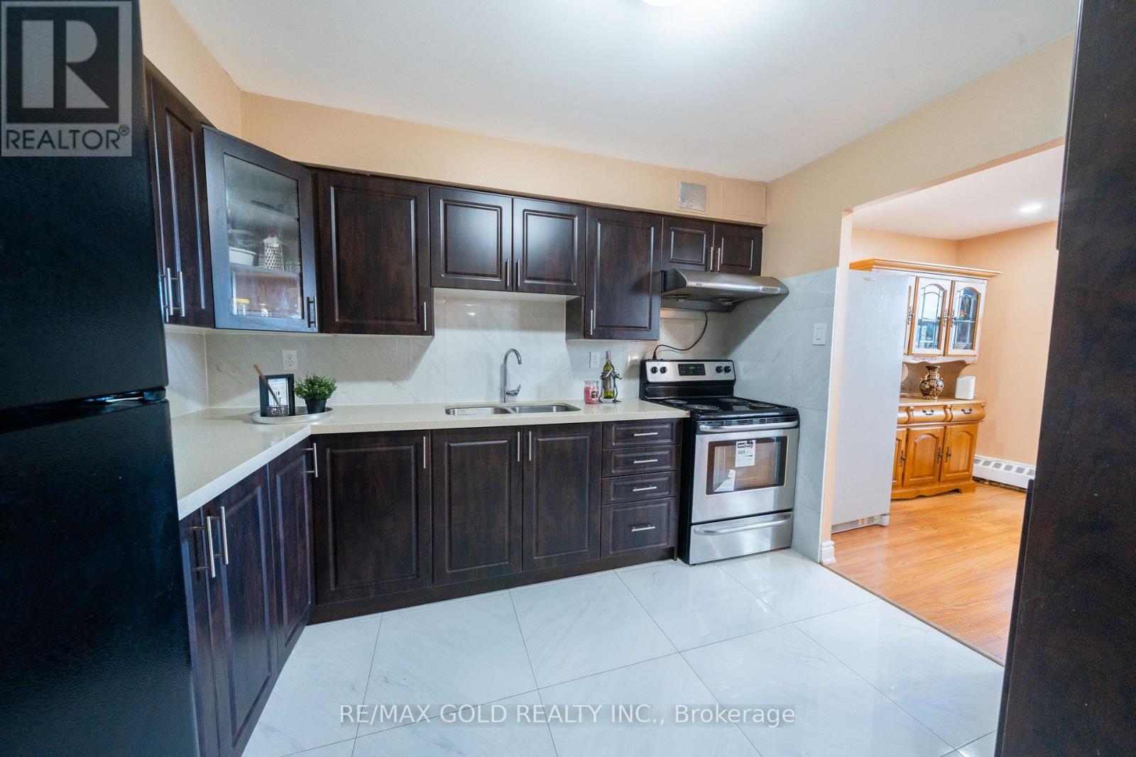 605 - 3555 Derry Road E, Mississauga, Ontario  L4T 1B2 - Photo 7 - W12488886