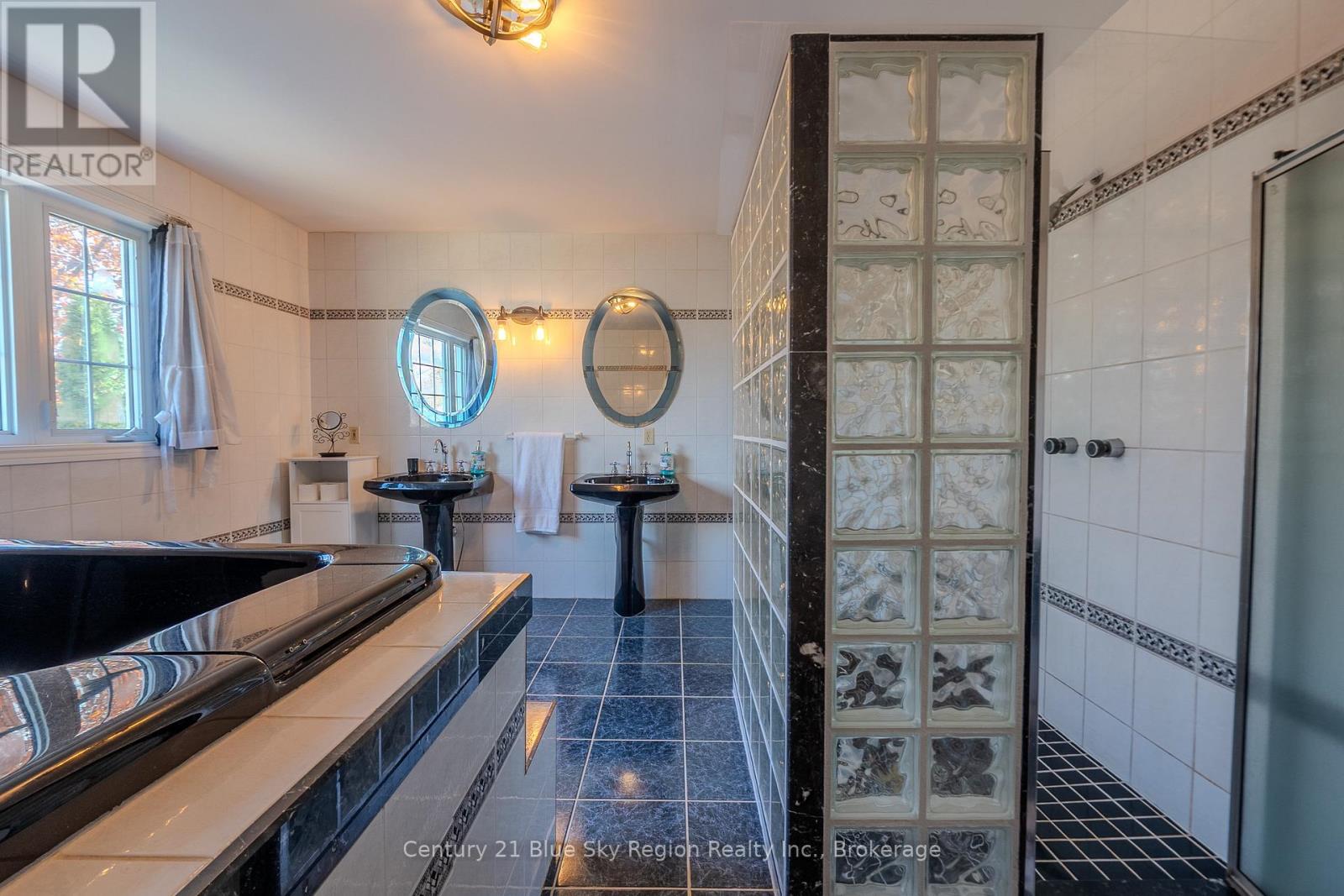 87b Campbell Avenue, North Bay, Ontario  P1A 1V7 - Photo 29 - X12527752