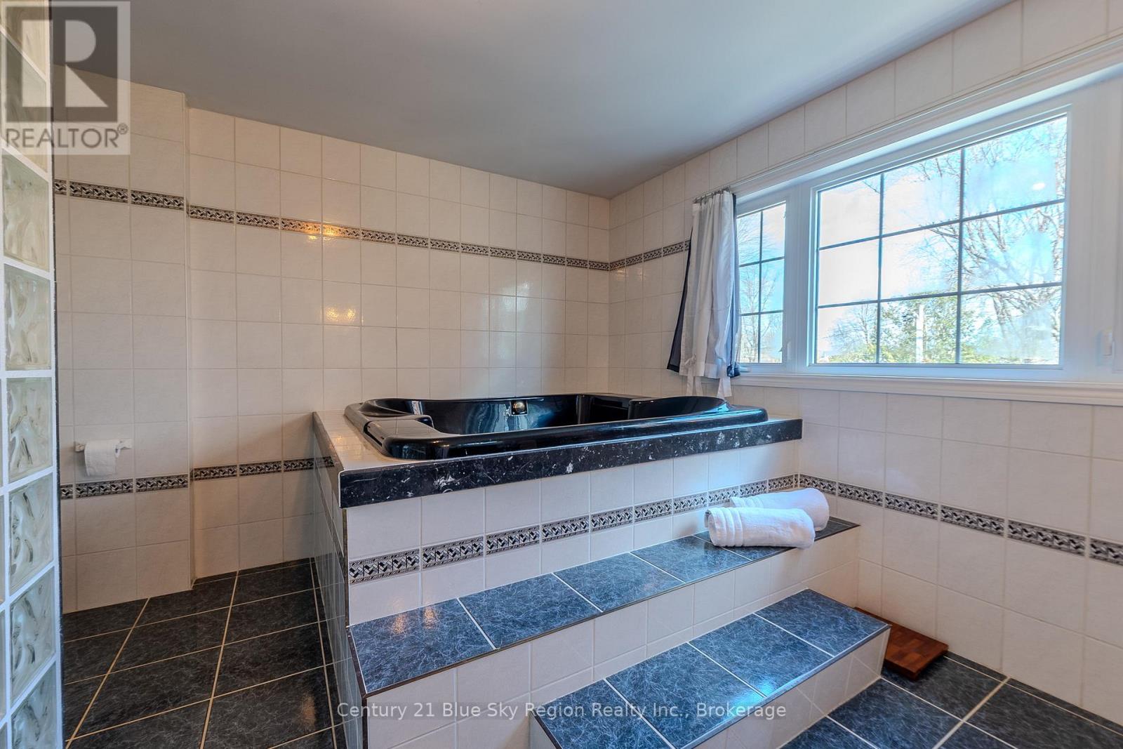 87b Campbell Avenue, North Bay, Ontario  P1A 1V7 - Photo 31 - X12527752