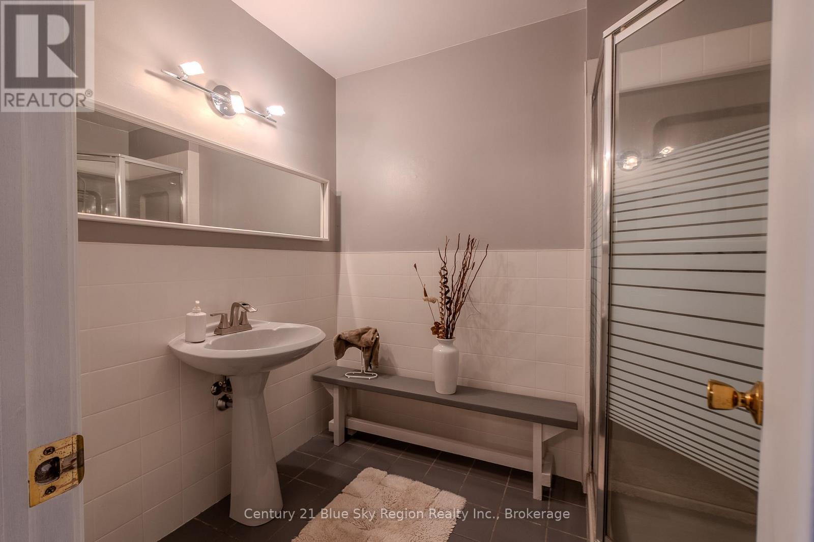 87b Campbell Avenue, North Bay, Ontario  P1A 1V7 - Photo 36 - X12527752