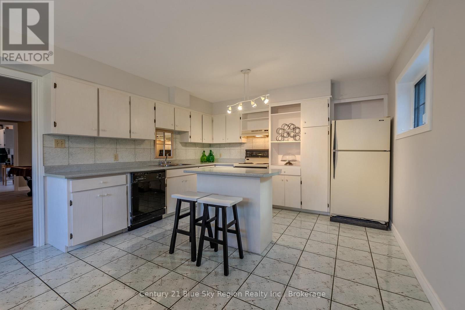 87b Campbell Avenue, North Bay, Ontario  P1A 1V7 - Photo 37 - X12527752