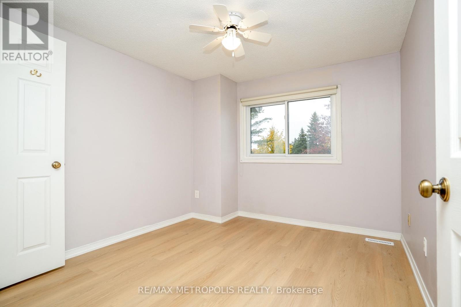 59 - 2 Royalwood Court, Hamilton, Ontario  L8E 4Z1 - Photo 11 - X12531148