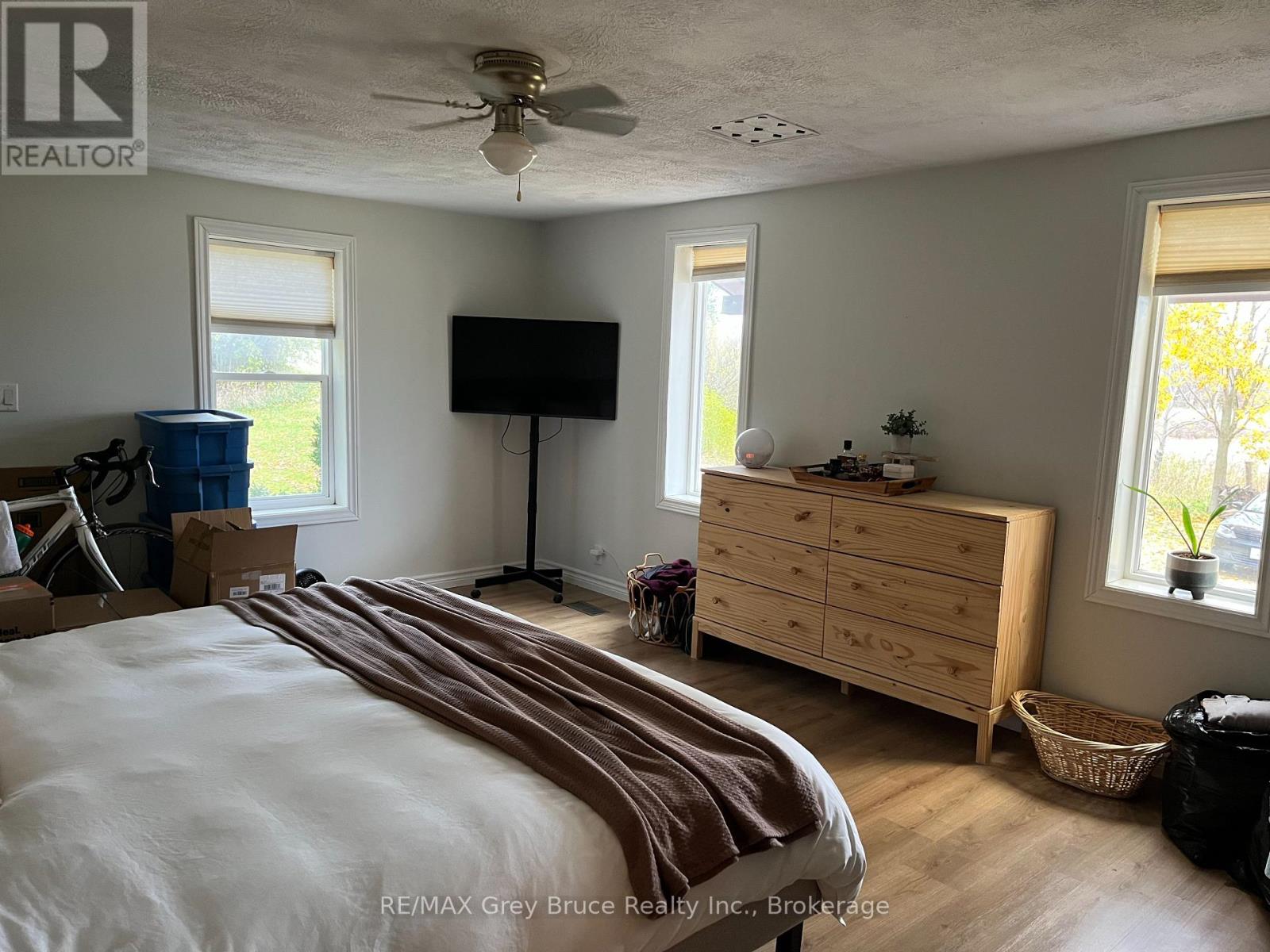 691 Bruce Rd 17, Arran-Elderslie, Ontario  N0H 2N0 - Photo 12 - X12531172