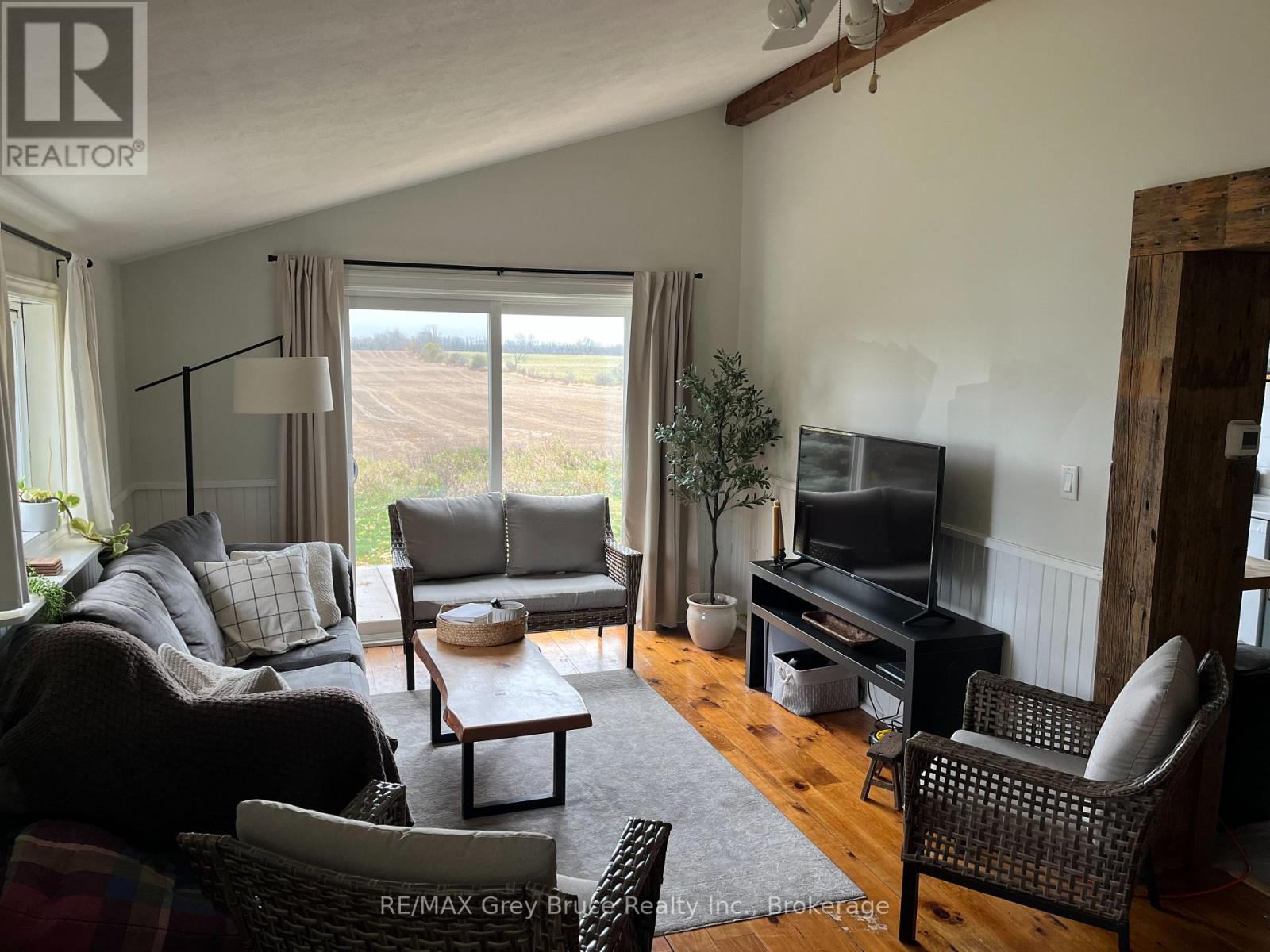 691 Bruce Rd 17, Arran-Elderslie, Ontario  N0H 2N0 - Photo 4 - X12531172