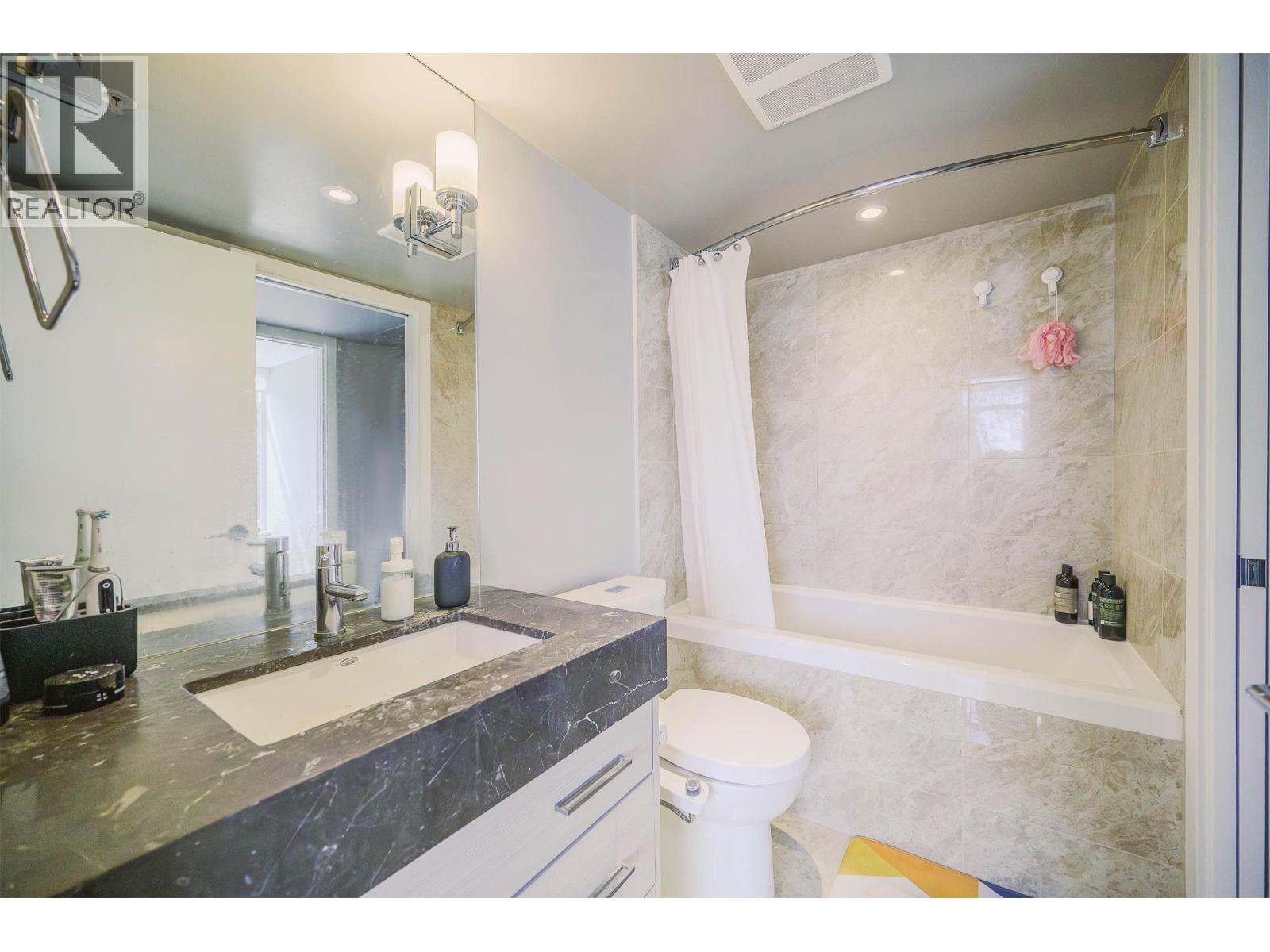 560 6288 No. 3 Road, Richmond, British Columbia  V6Y 0J4 - Photo 11 - R3066215