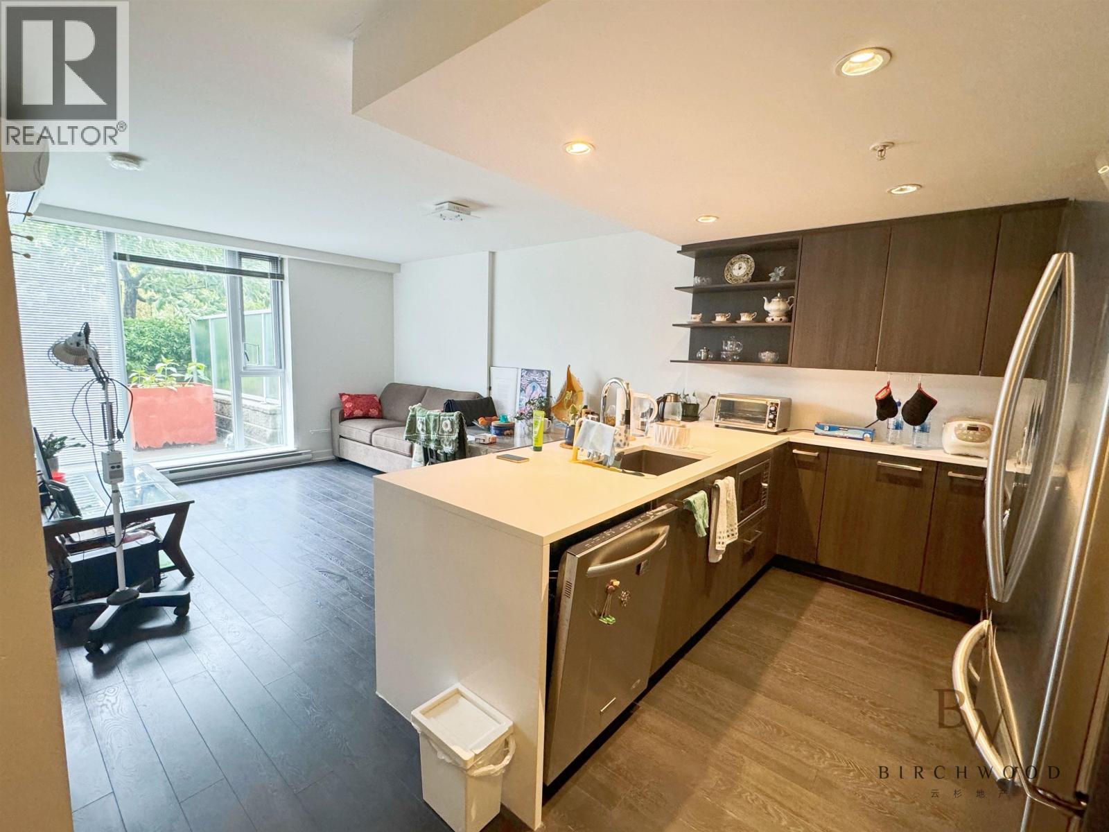 8288 Granville Avenue, Richmond, British Columbia  V6Y 0H6 - Photo 3 - R3052896