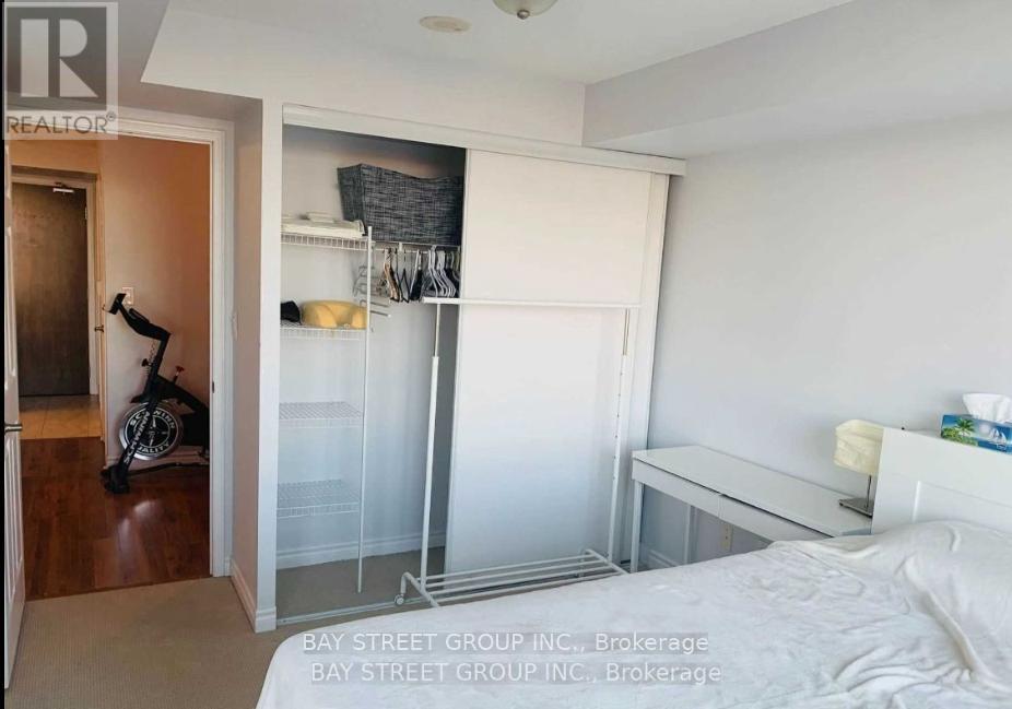 1102 - 35 Hollywood Avenue, Toronto, Ontario  M2N 0A9 - Photo 8 - C12531194