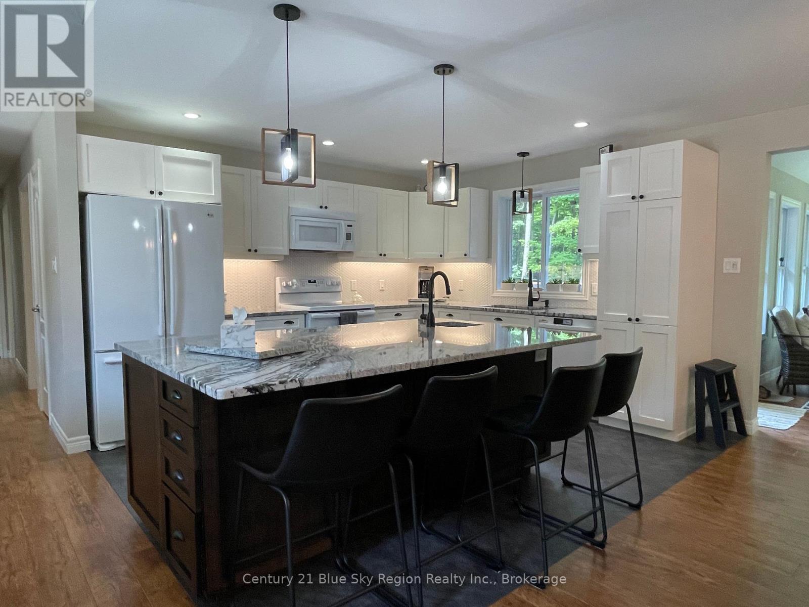 176 Ski Hill Road, Nipissing, Ontario P0H 1Z0 - Photo 4 - X12376734