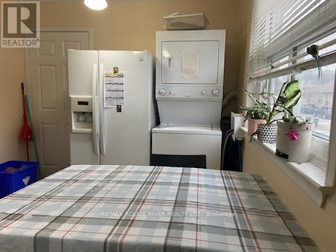 124 Overture Road, Toronto, Ontario  M1E 2W4 - Photo 4 - E12531224