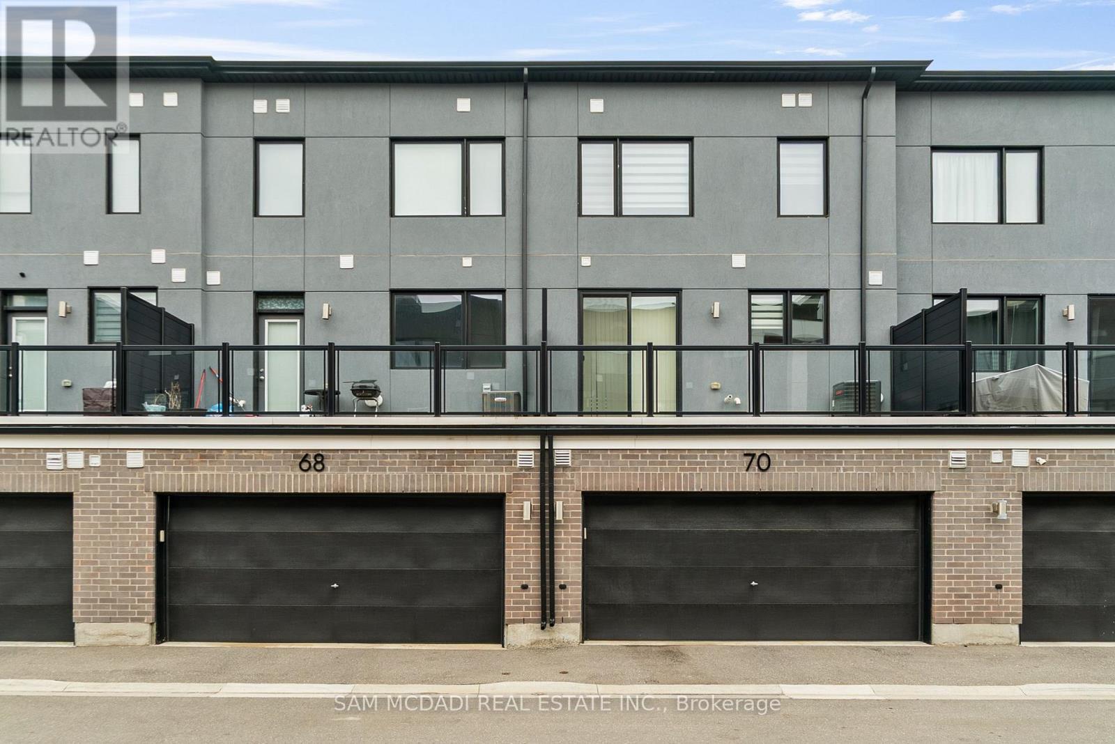 70 Huguenot Road, Oakville, Ontario  L6H 0X4 - Photo 41 - W12497882