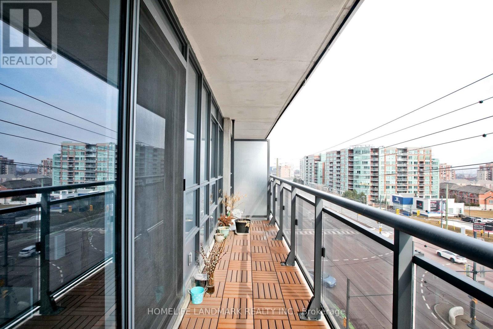 810 - 370 Highway 7 E Avenue, Richmond Hill, Ontario  L4B 0C4 - Photo 14 - N12531182