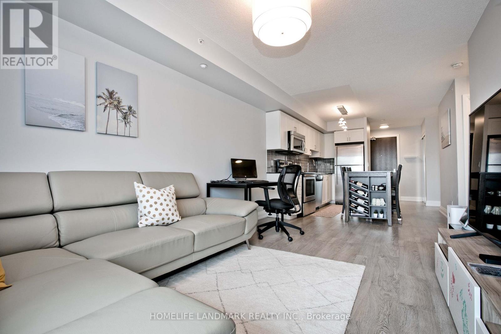 810 - 370 Highway 7 E Avenue, Richmond Hill, Ontario  L4B 0C4 - Photo 6 - N12531182