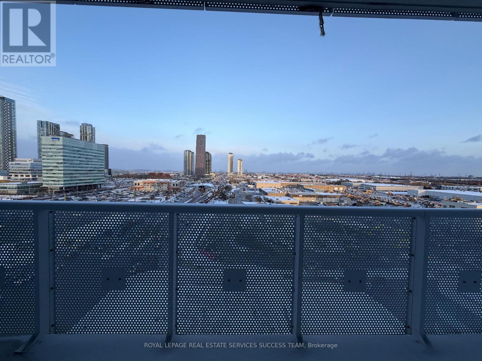 1107 - 8 Interchange Way, Vaughan, Ontario  L4K 0P9 - Photo 15 - N12531208