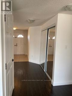 93 Courtney Crescent, Barrie, Ontario  L4N 5S9 - Photo 4 - S12531192