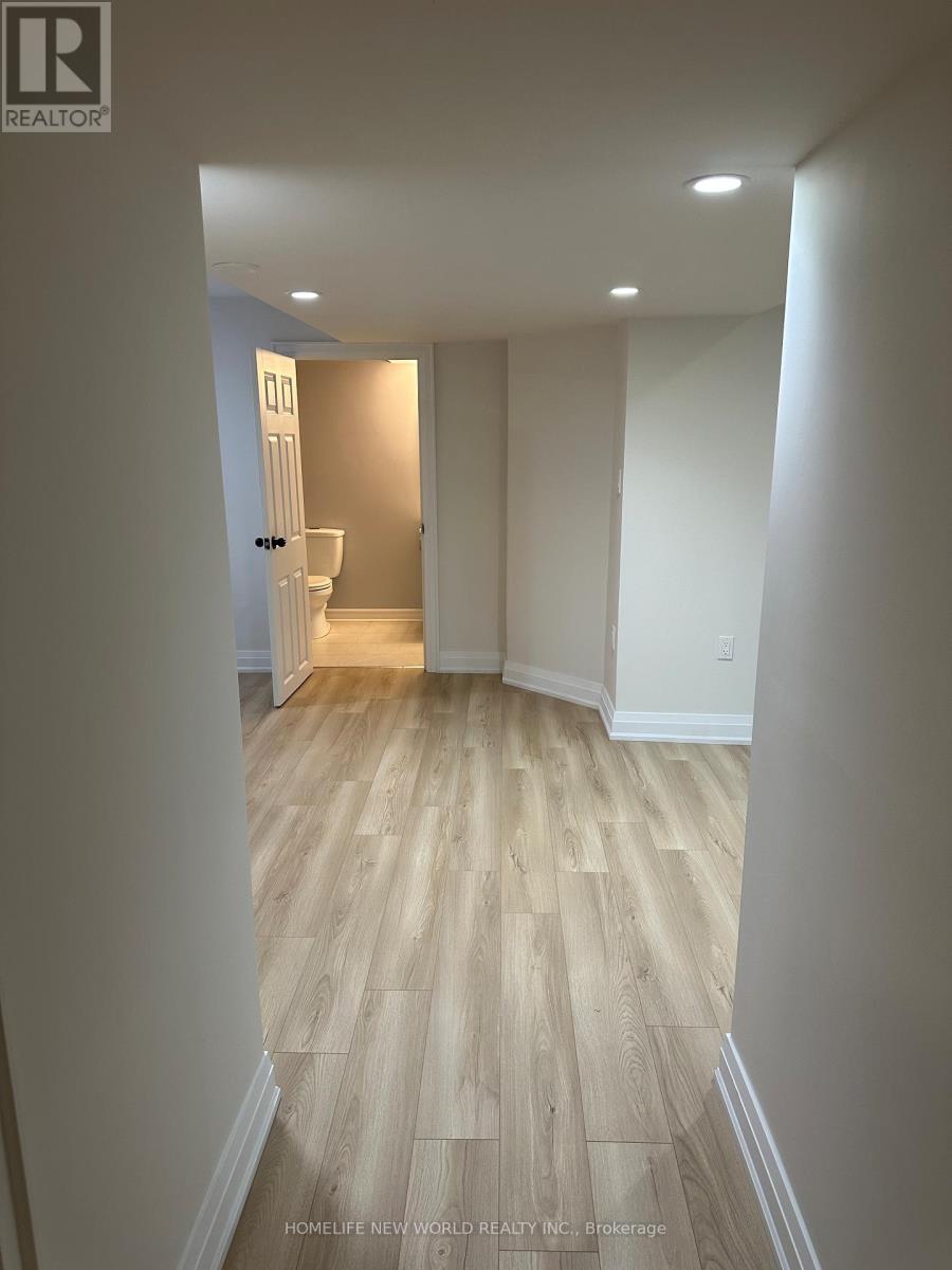 Bsmt - 93 Courtney Crescent, Barrie, Ontario  L4N 5S9 - Photo 10 - S12531234