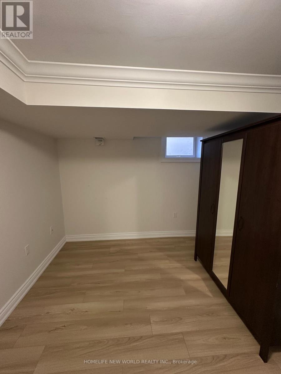 Bsmt - 93 Courtney Crescent, Barrie, Ontario  L4N 5S9 - Photo 9 - S12531234