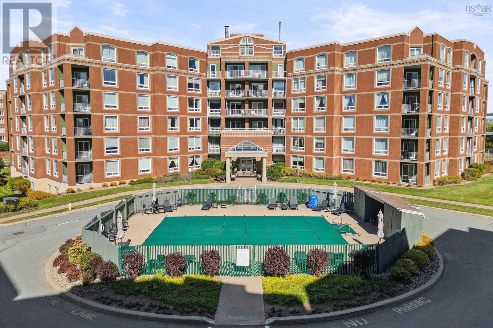 307 10 Regency Park Drive, Halifax, Nova Scotia