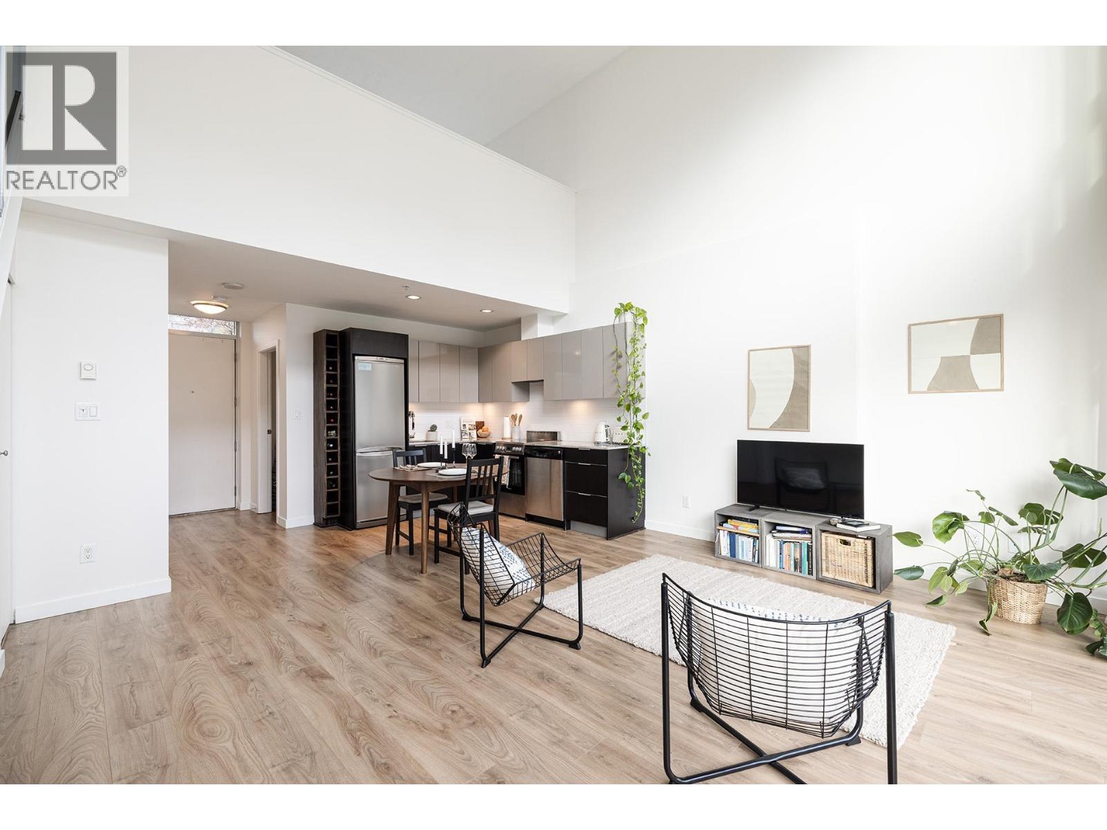 310 429 W 2nd Avenue, Vancouver, British Columbia  V5Y 1E3 - Photo 2 - R3066125