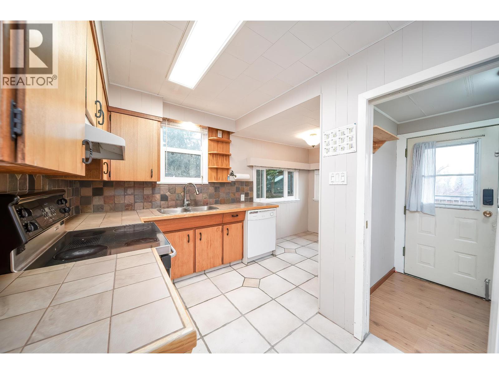 454 Kelly Street, New Westminster, British Columbia  V3L 3T9 - Photo 7 - R3066392