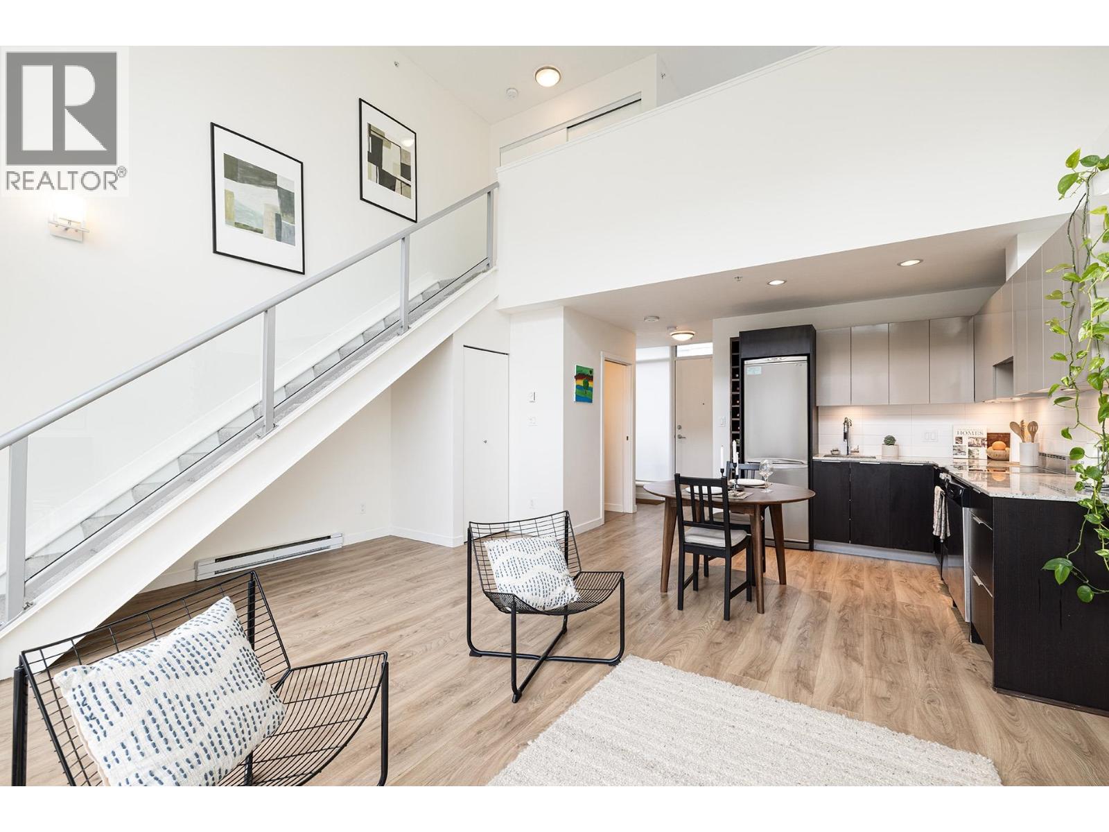 310 429 W 2ND AVENUE, vancouver, British Columbia