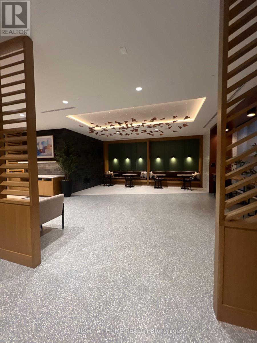 2303 - 2495 Eglinton Avenue W, Mississauga, Ontario  L5M 2T2 - Photo 15 - W12531164