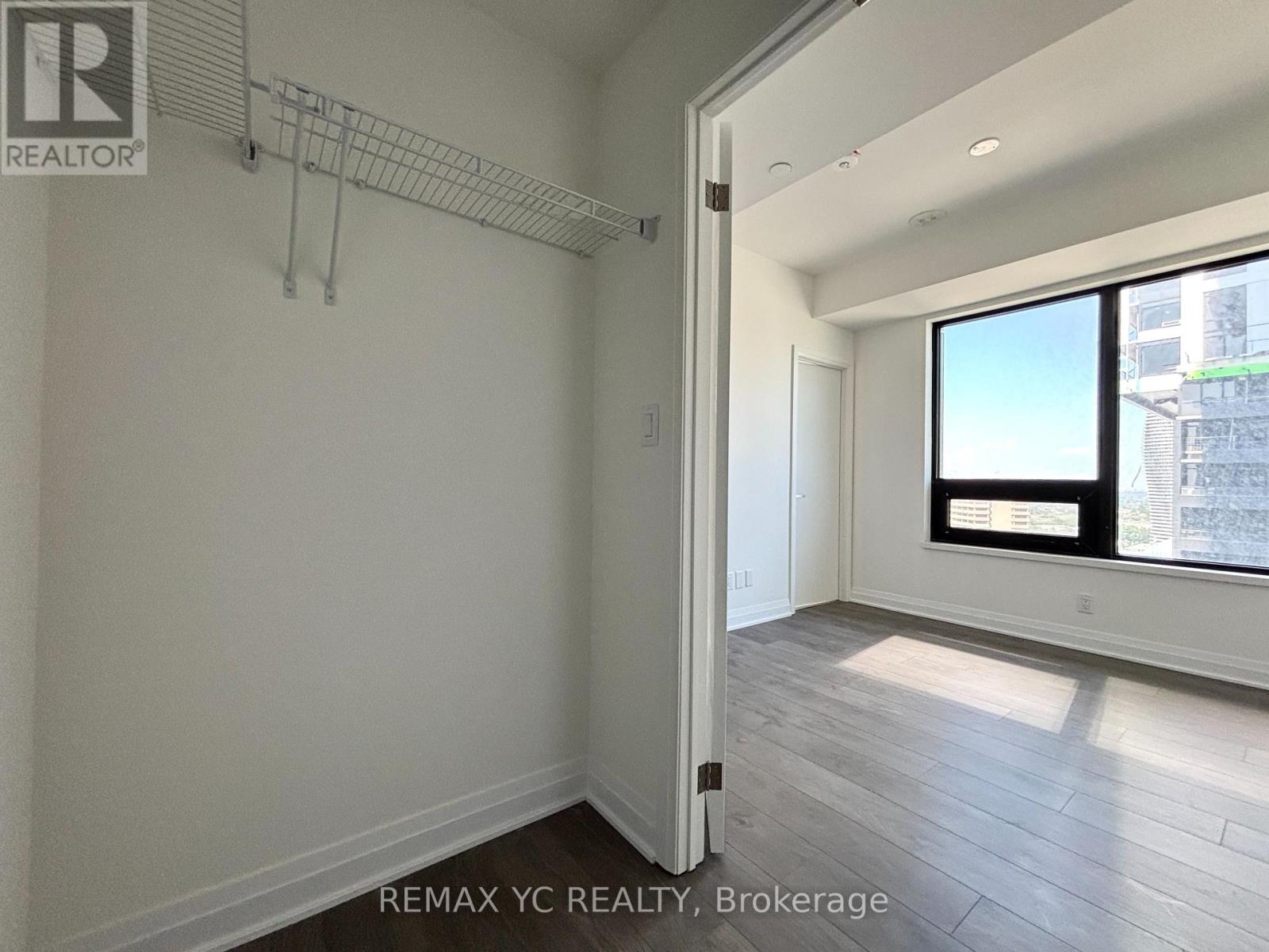 1610 - 4015 The Exchange, Mississauga, Ontario  L5B 1M7 - Photo 12 - W12531184