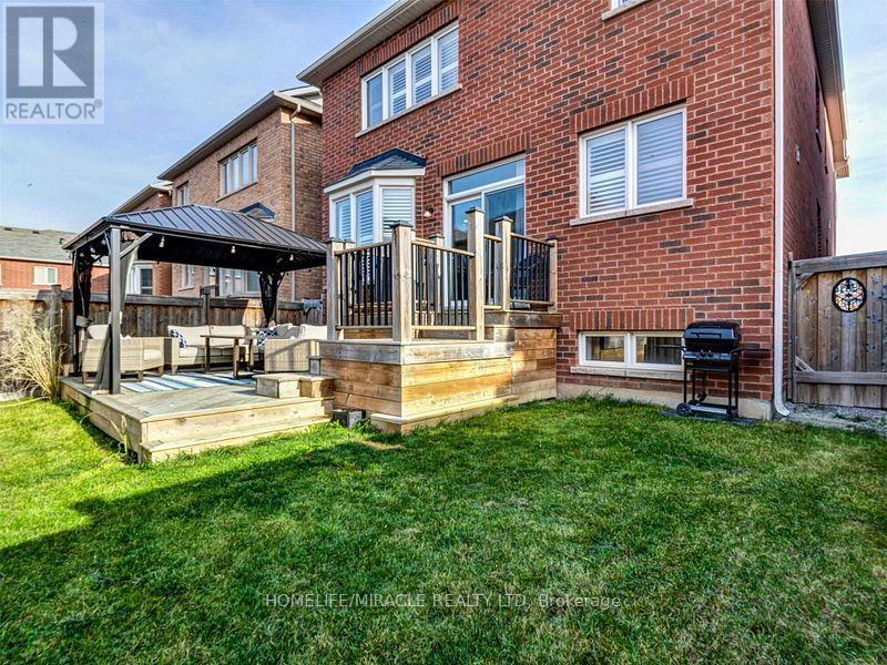 449 Landsborough Avenue, Milton, Ontario  L9T 7X7 - Photo 8 - W12531188