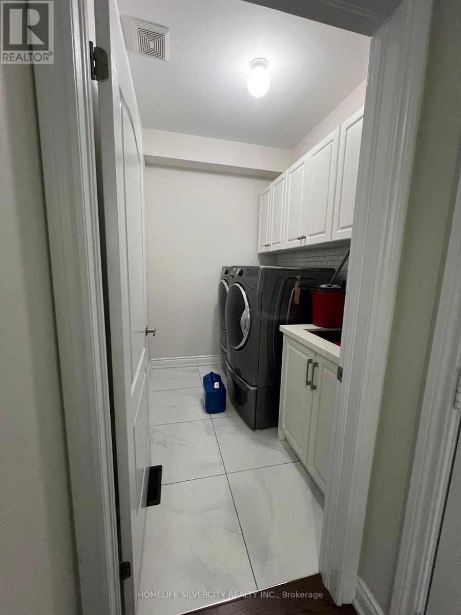 88 Roulette Crescent, Brampton, Ontario  L7A 4R6 - Photo 20 - W12531198