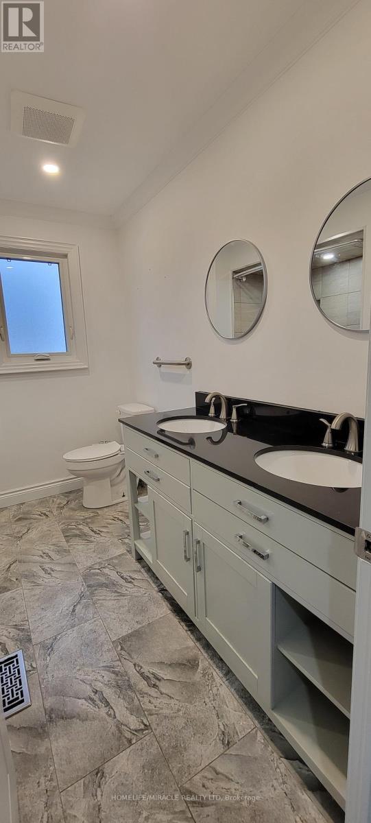 73 Dumfries Avenue, Brampton, Ontario  L6Z 2X9 - Photo 10 - W12531216