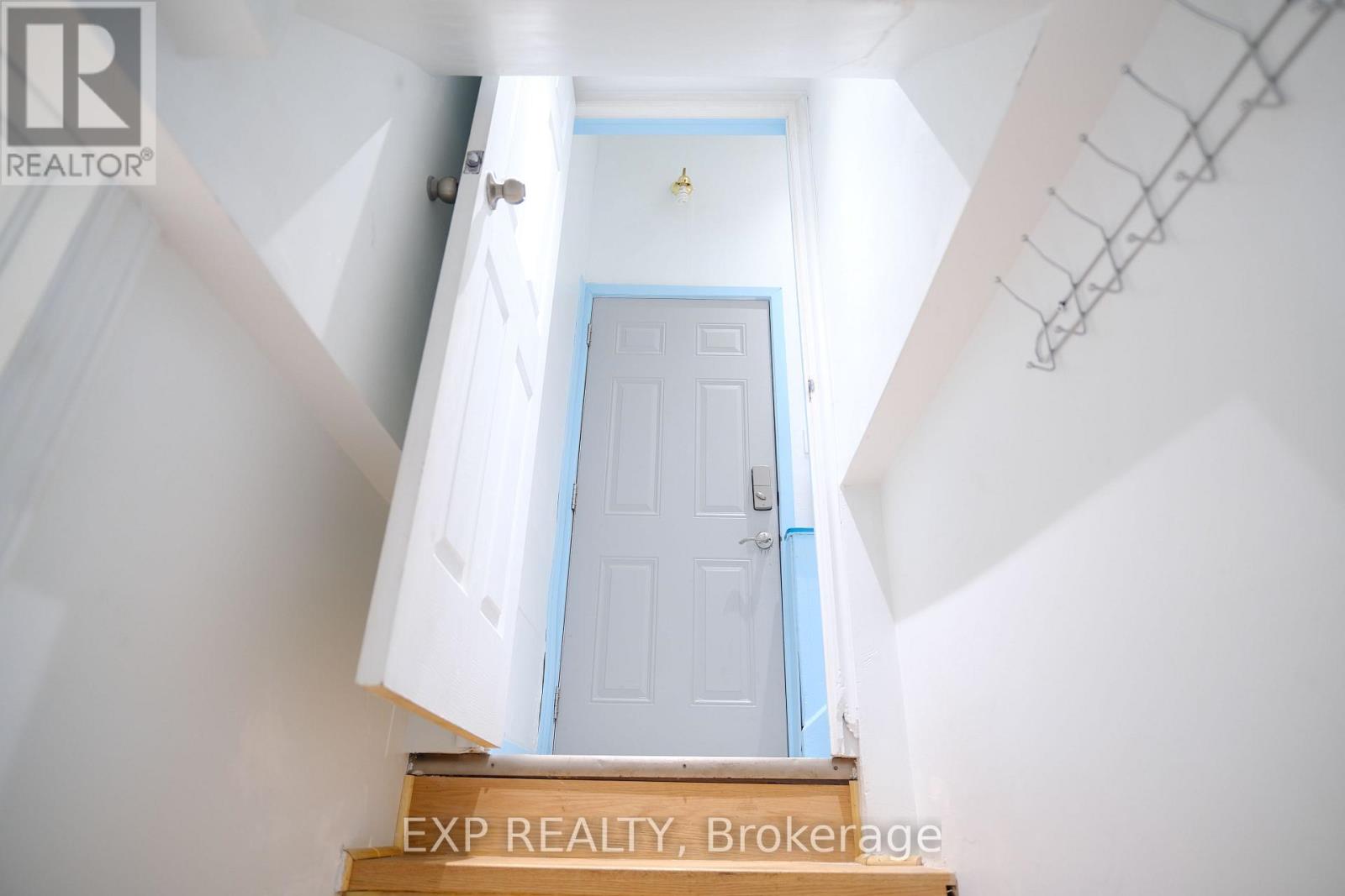 3968 St Peter Street E, Niagara Falls, Ontario  L2J 2N8 - Photo 16 - X12530438