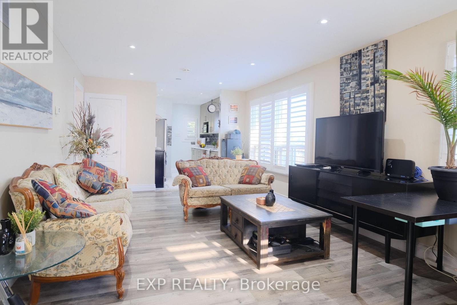 3968 St Peter Street E, Niagara Falls, Ontario  L2J 2N8 - Photo 6 - X12530438