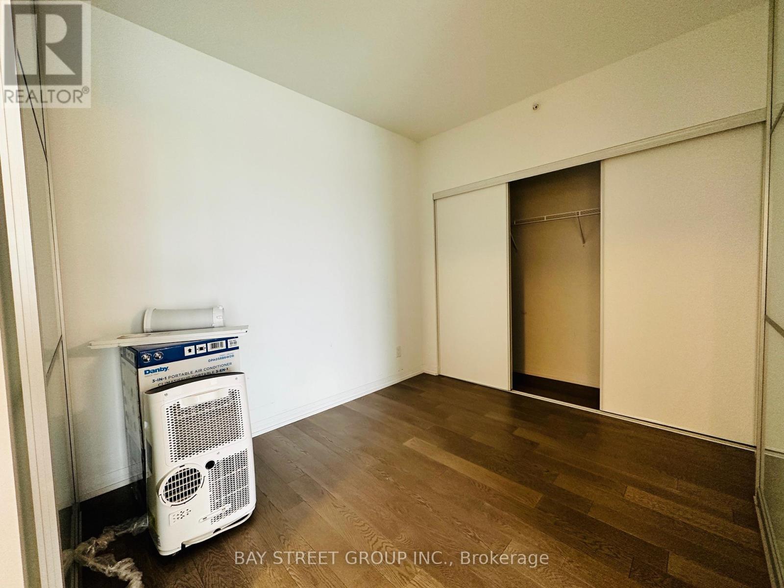 405 - 7711 Green Vista Gate, Niagara Falls, Ontario  L2H 1R1 - Photo 19 - X12531162