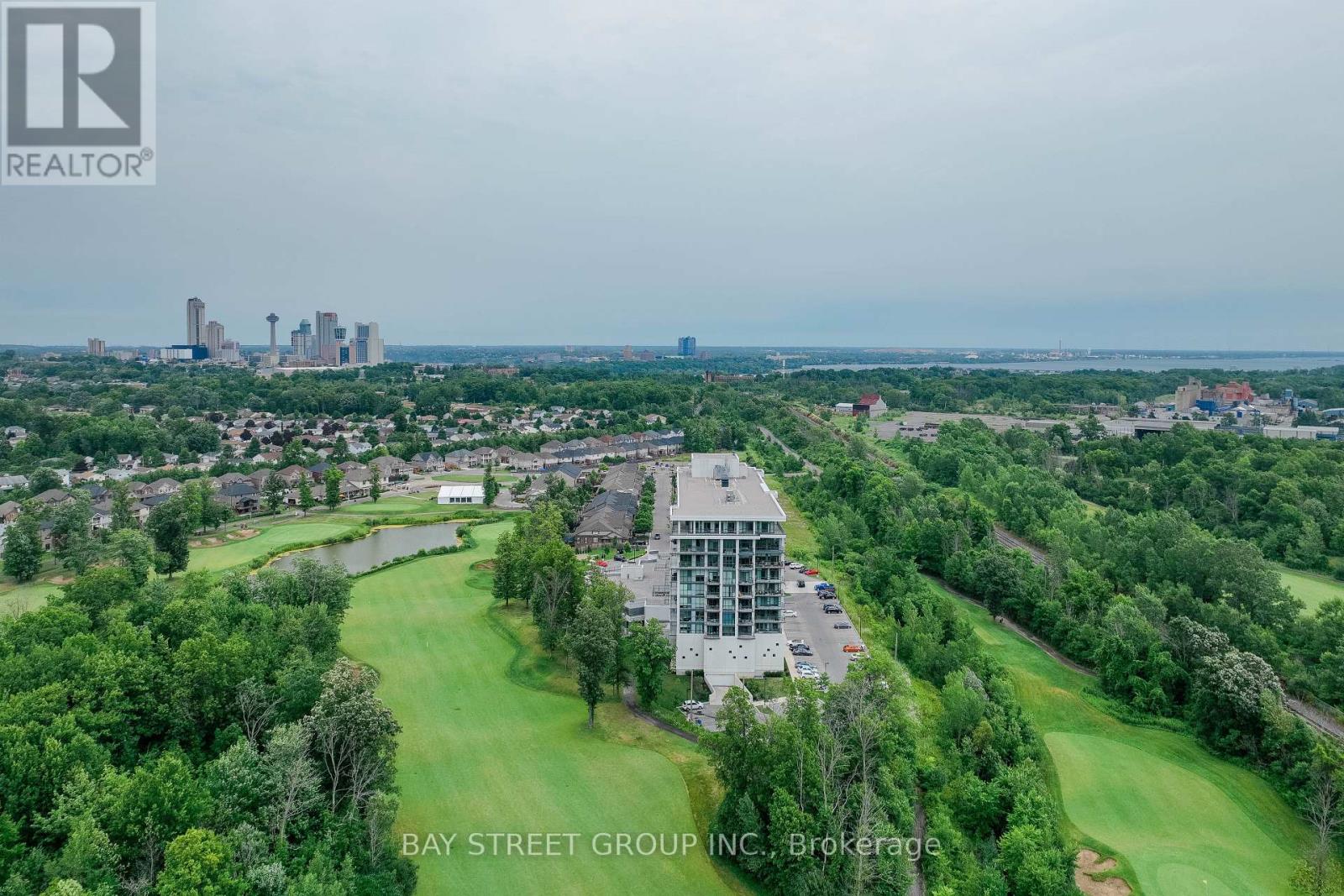 405 - 7711 Green Vista Gate, Niagara Falls, Ontario  L2H 1R1 - Photo 3 - X12531162