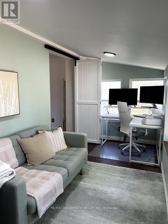 18 Flanders Avenue, St. Catharines, Ontario  L2M 5X3 - Photo 18 - X12531174