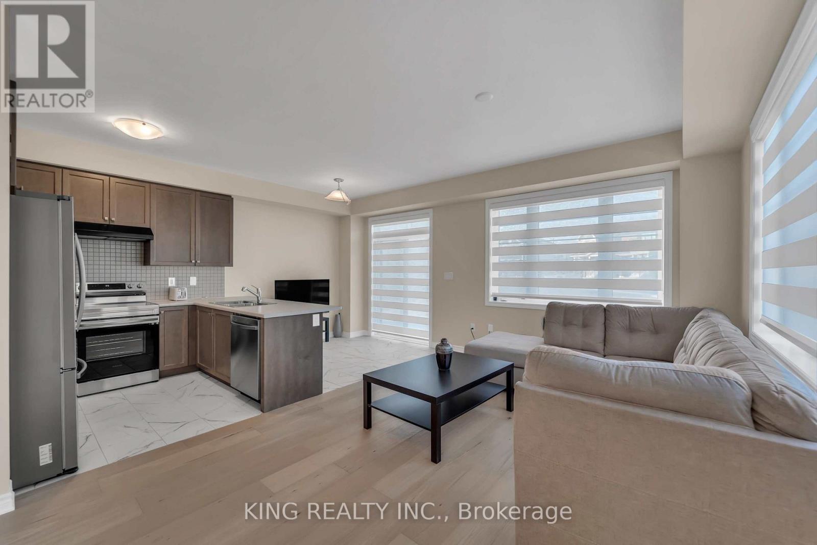 127 Blacksmith Drive, Woolwich, Ontario  N0B 1M0 - Photo 12 - X12531232