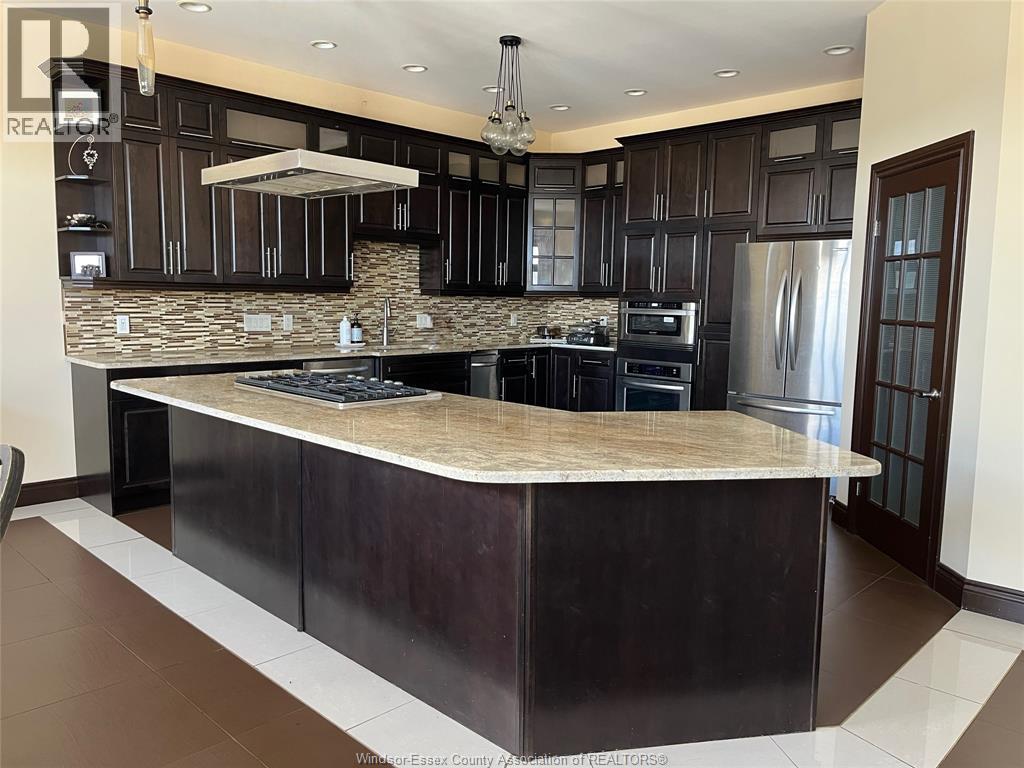 236 Shoreview Circle, Windsor, Ontario  N8P 1M7 - Photo 5 - 25028522